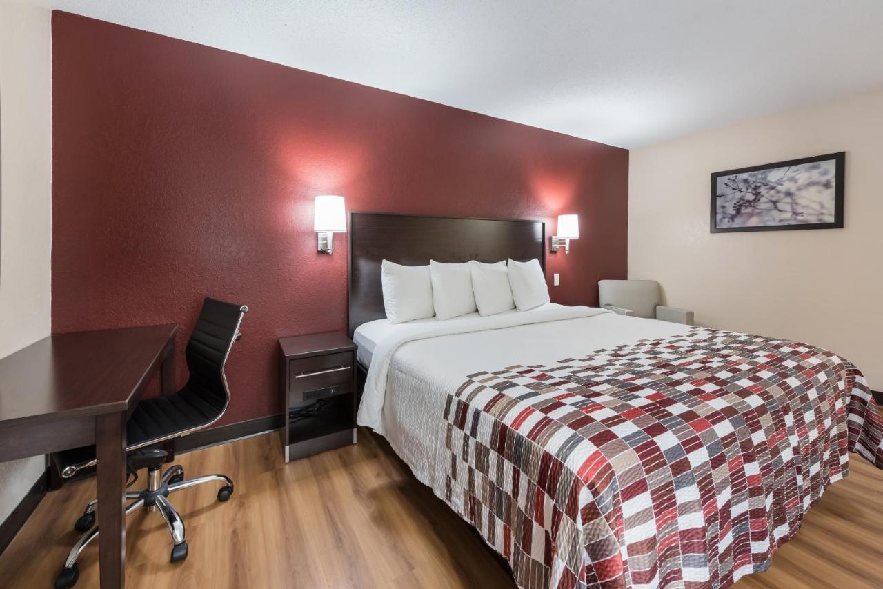 Red Roof Inn Финдли Екстериор снимка