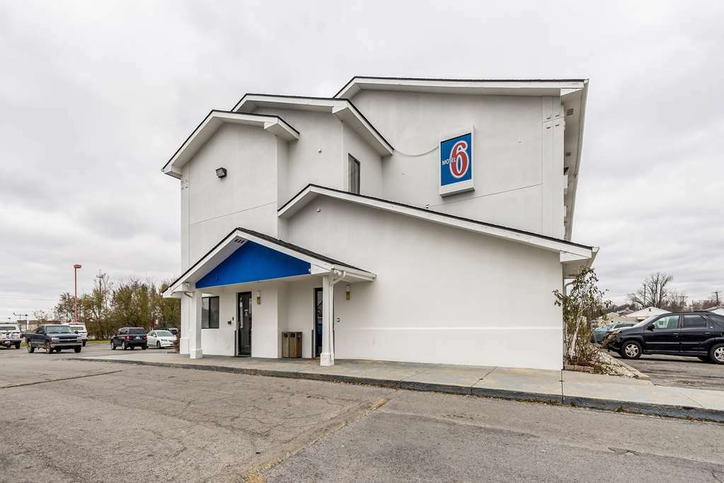 Red Roof Inn Финдли Екстериор снимка