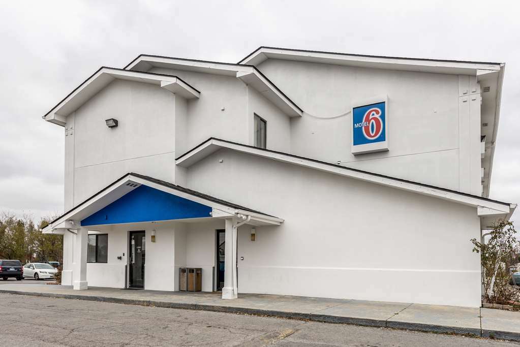 Red Roof Inn Финдли Екстериор снимка